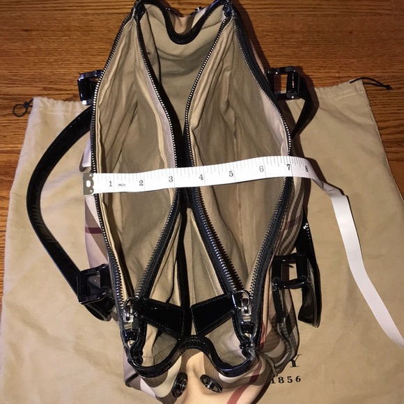 🛍 Burberry Satchel 🛍 - Picture 8 of 8